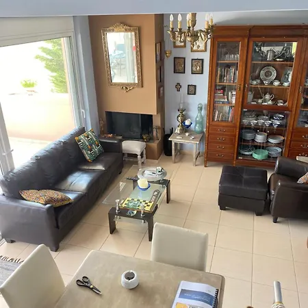 Cat El Isthmia